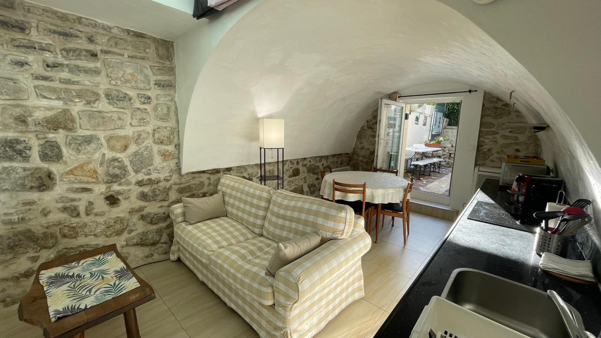 Le Doolie'S Biarritz - Panglao Garden Wifi Tv Bbq Apartment Exterior photo
